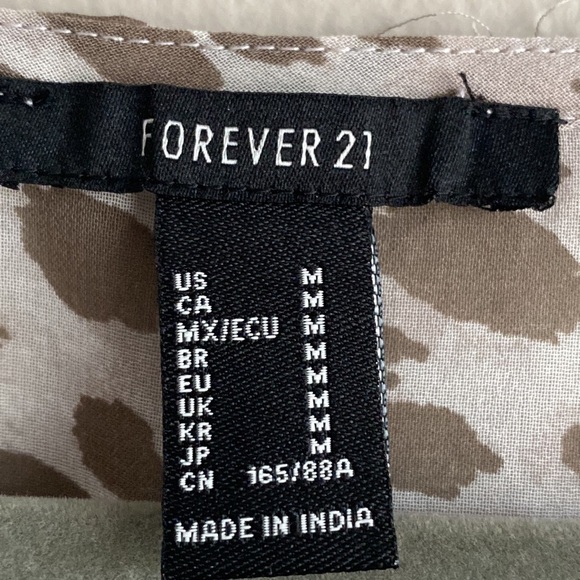 Forever 21 Cheetah Animal Print Smocked Long Sleeve Tunic Top Size M - Picture 10 of 12